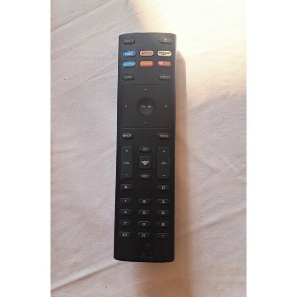 Vizio Black XRT136 Smart TV Remote Control w/ Vudu Amazon iHeart Netflix 6 Keys - Picture 1 of 2